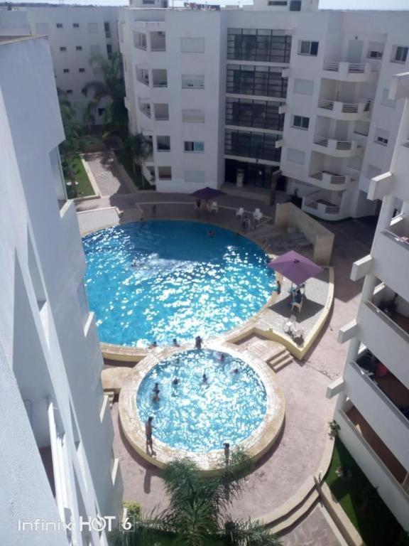 Apartment T10 *